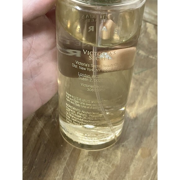 VICTORIA'S SECRET ~ BARE FINE FRAGRANCE MIST ~ 8.4 OZ 90% Full - Picture 9 of 11